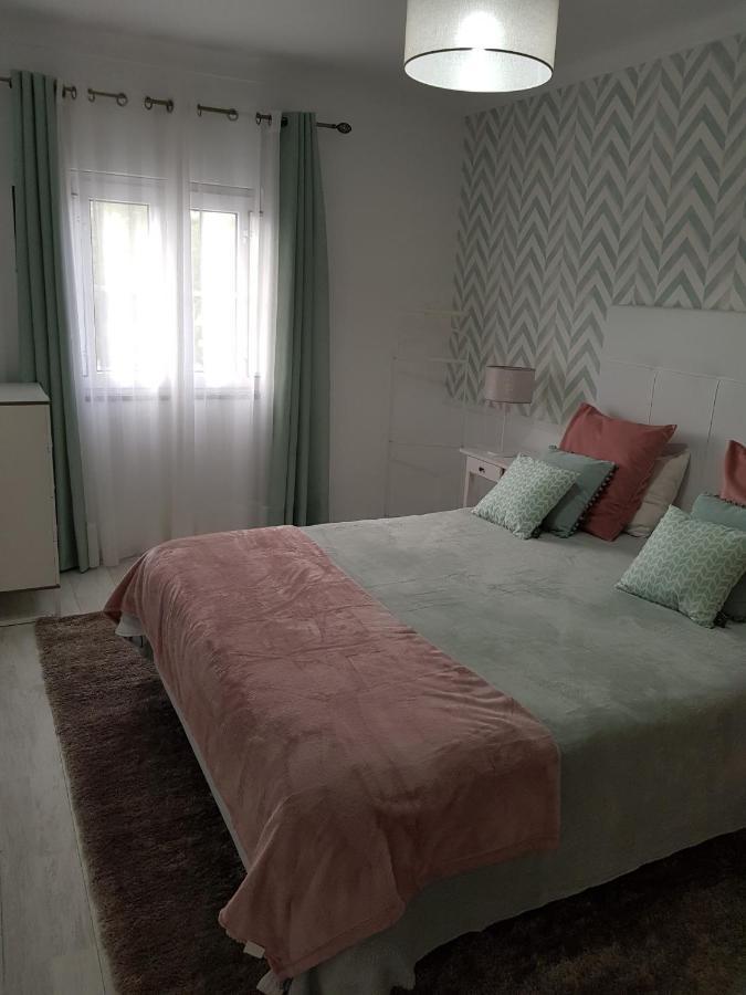 Apartamento Alagoinha วิลานอวา ดิ มิลฟงติส ภายนอก รูปภาพ